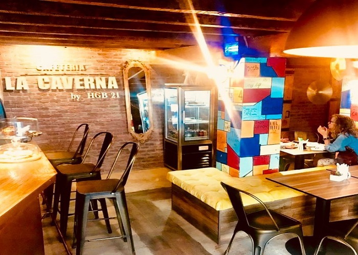 Cafetería La Caverna